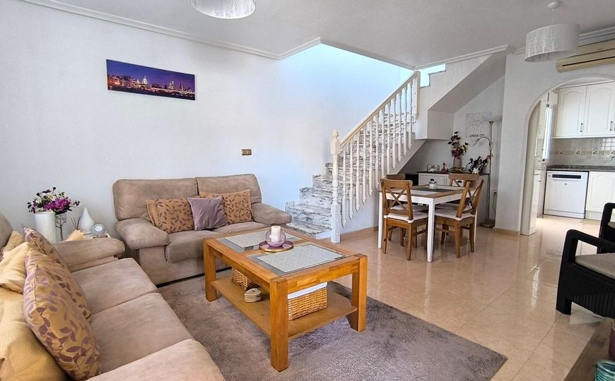Sale - Half Vrijstaand Huis - Ciudad Quesada