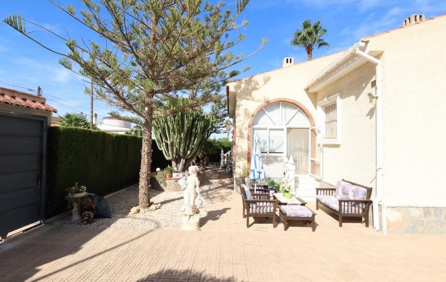 Venta - Villa - Torrevieja