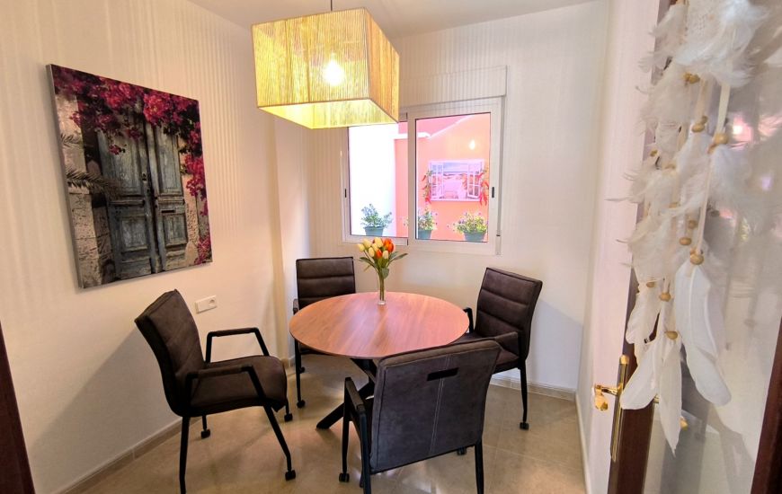 Sale - Rijtjeshuis - Bigastro