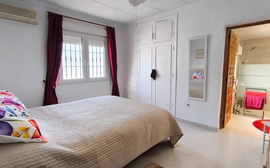 Venta - Villa - Torrevieja