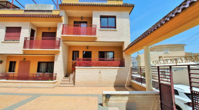 Townhouse - Sale - Los Desamparados - Los Desamparados