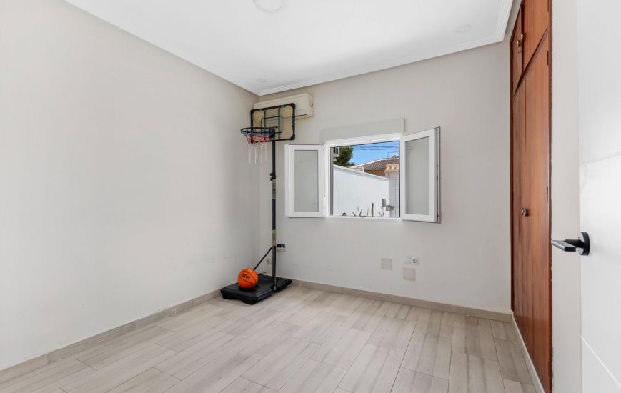 Sale - Villa - Torrevieja