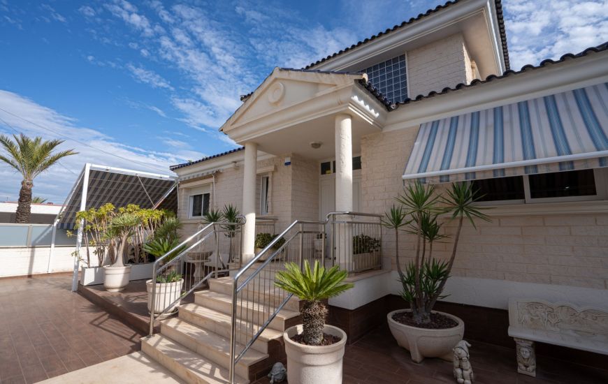 Sale - Villa - La Mata