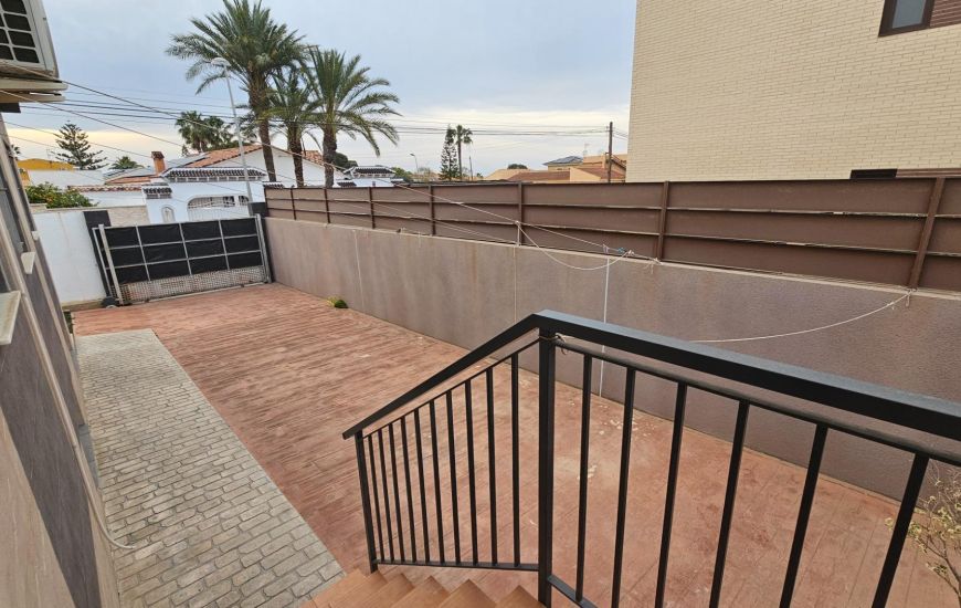 Sale - Villa - Torrevieja