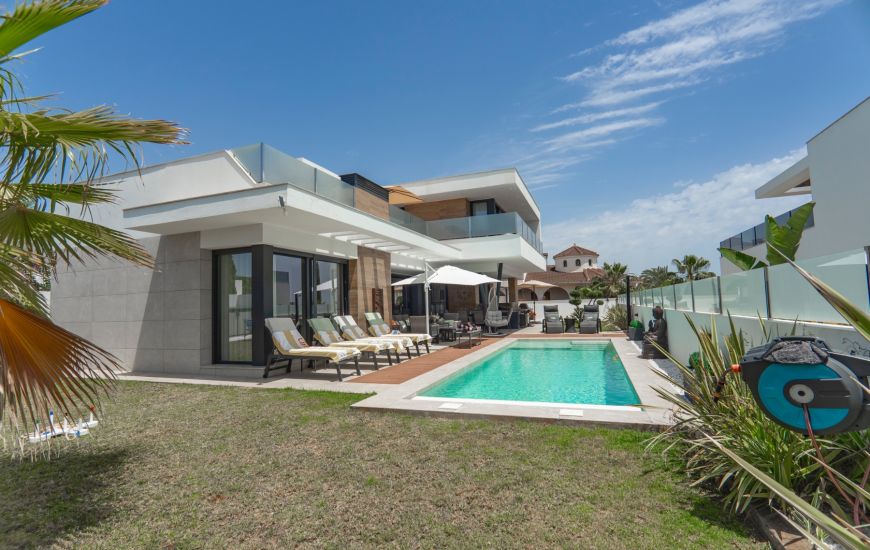 Sale - Villa - Ciudad Quesada