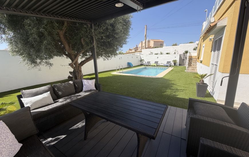 Venta - Villa - Villamartin