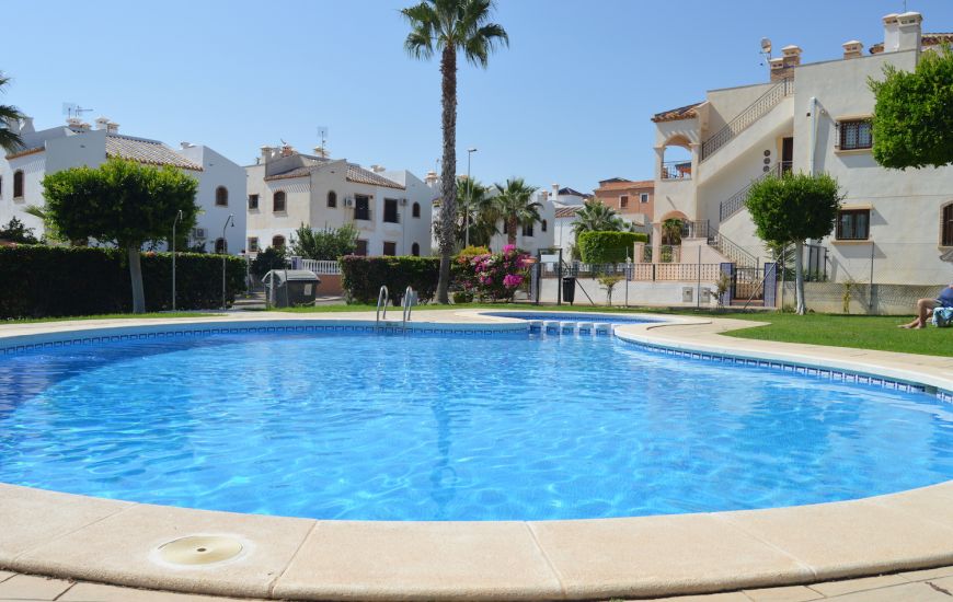 Sale - Rijtjeshuis - Villamartin