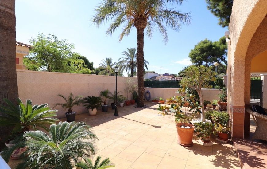 Sale - Villa - Orihuela Costa