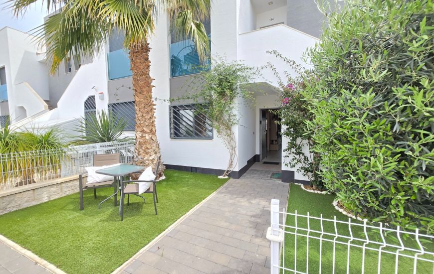 Sale - Apartment / Flat * - Orihuela Costa *