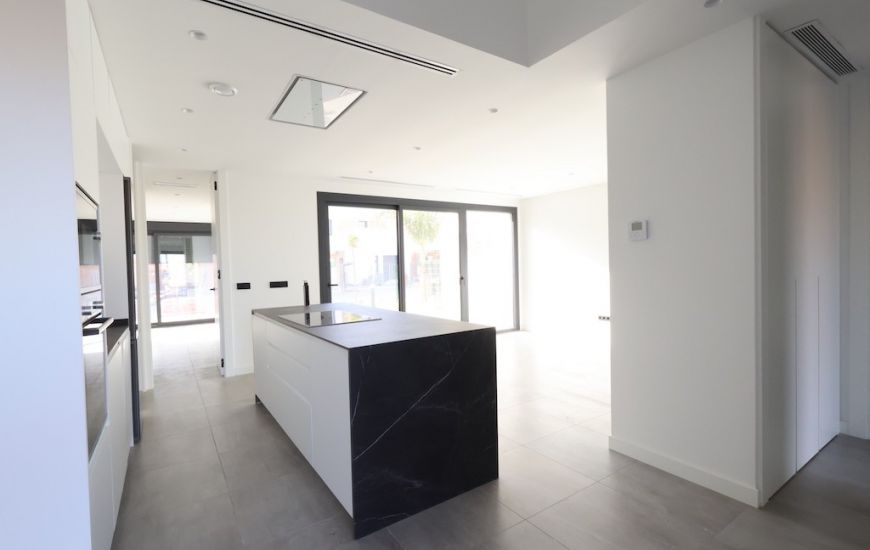 Venta - Villa - Los Alcázares