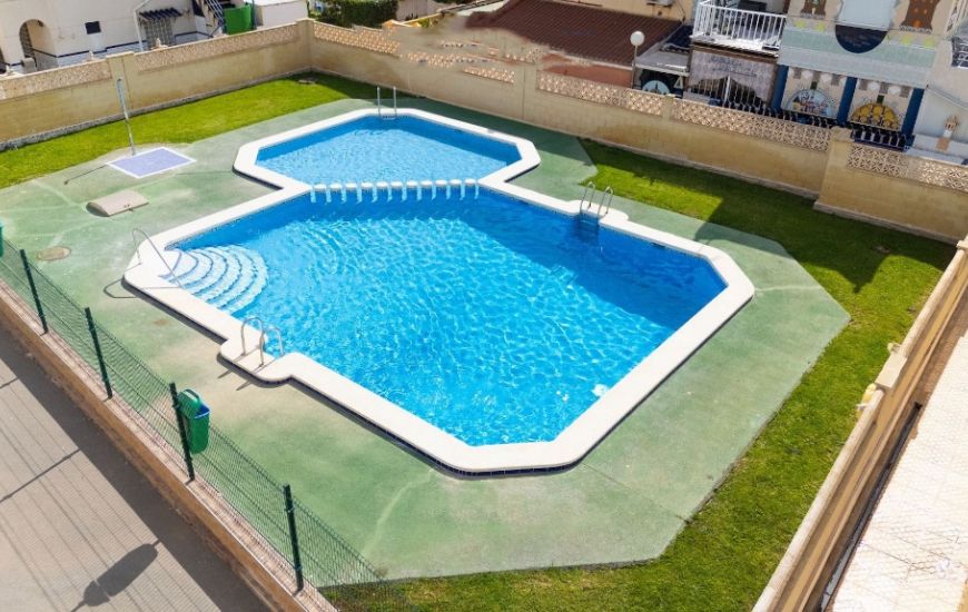 Sale - Adosado - Torrevieja