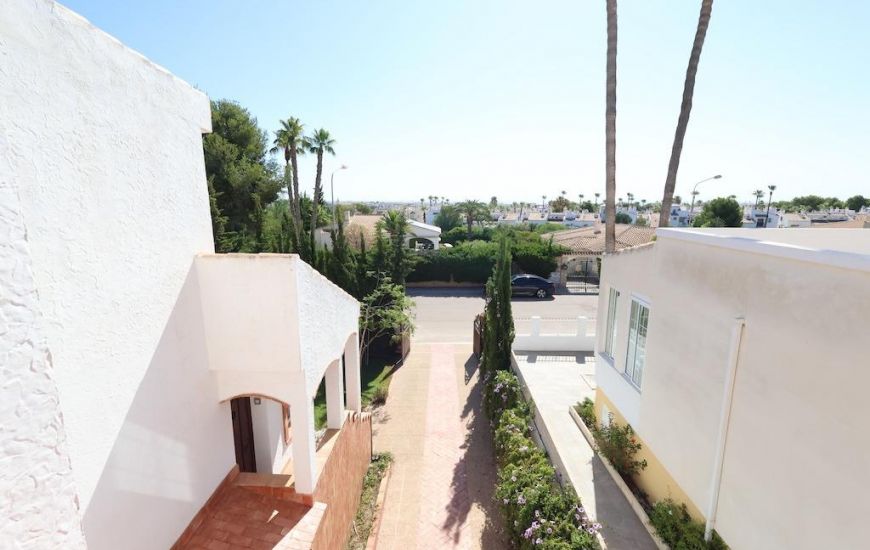Sale - Villa - Orihuela Costa