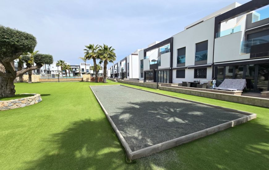 Sale - Apartment / Flat * - Orihuela Costa *