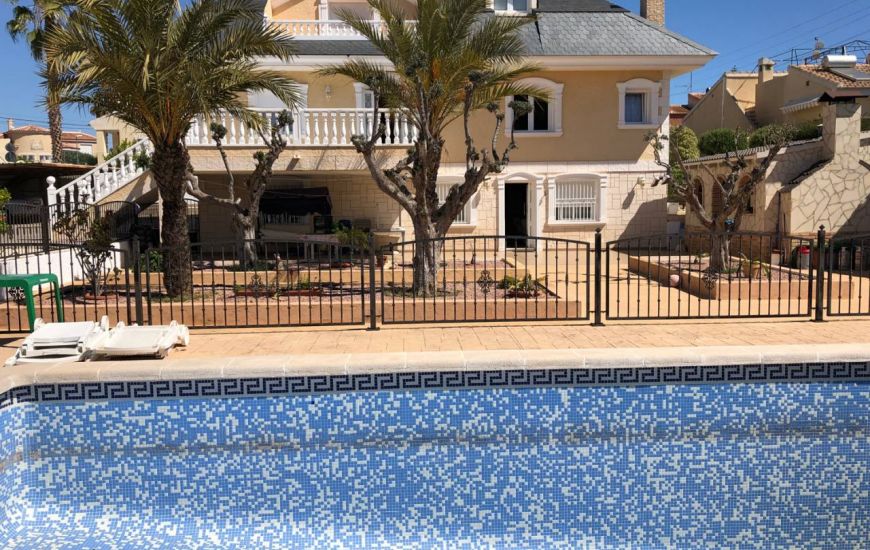 Sale - Villa - Ciudad Quesada