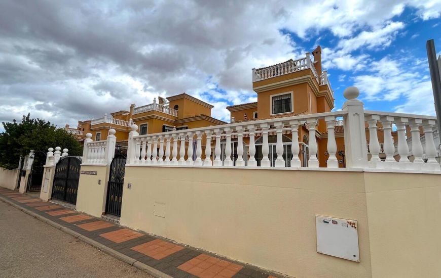 Sale - Villa - Algorfa