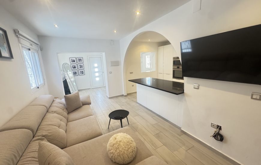 Sale - Villa - Blue Lagoon