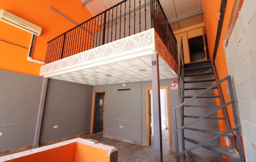 Venta - Comercial - Algorfa