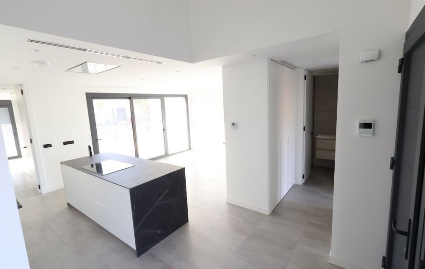 Venta - Villa - Los Alcázares