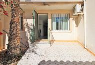 Sale - Rijtjeshuis - Villamartin