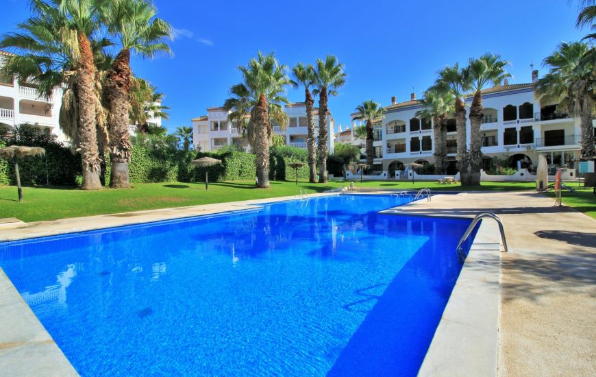 Sale - Apartament - Villamartin