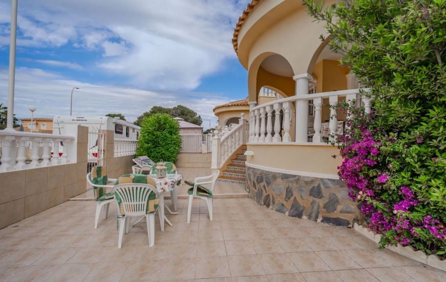 Sale - Half Vrijstaand Huis - Ciudad Quesada