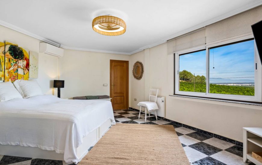 Venta - Villa - Algorfa