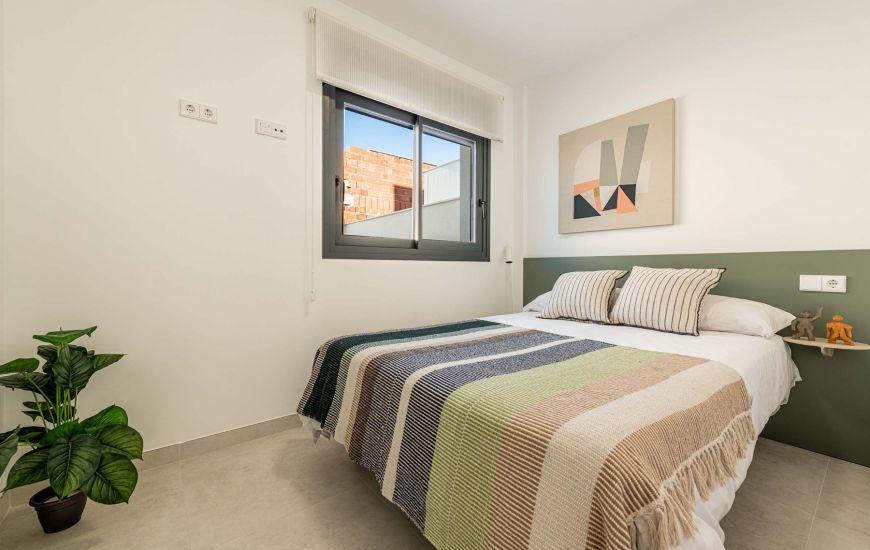 New Build - Townhouse - 