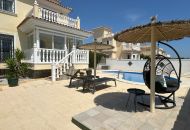 Sale - Villa - El Raso