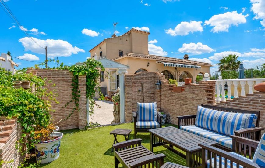 Sale - Finca - Catral
