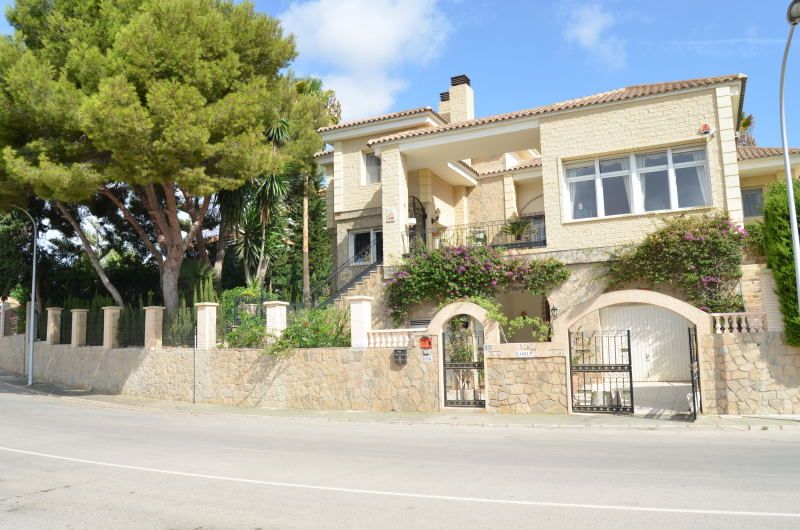 Sale - Villa - Dehesa de Campoamor