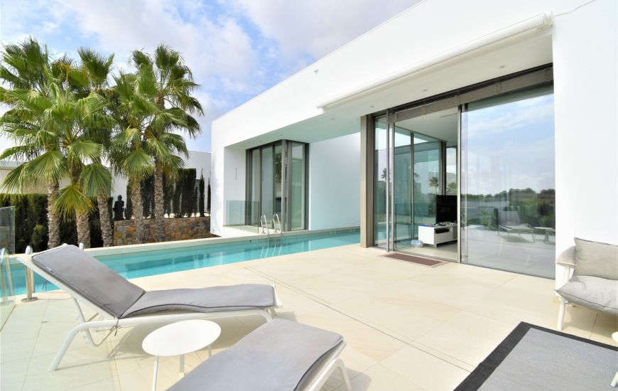 Sale - Villa - Las Colinas - Las Colinas Golf Resort