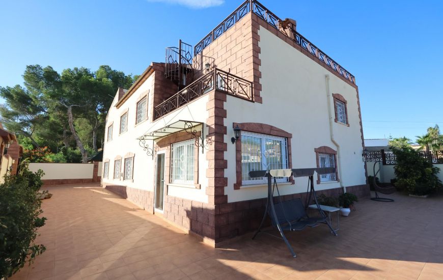 Sale - Villa - Torrevieja