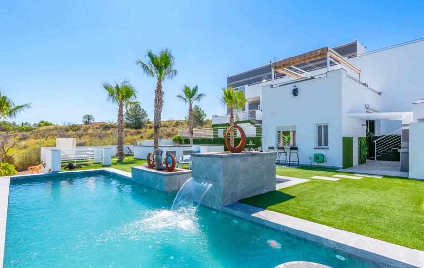 Sale - Villa - Torremendo