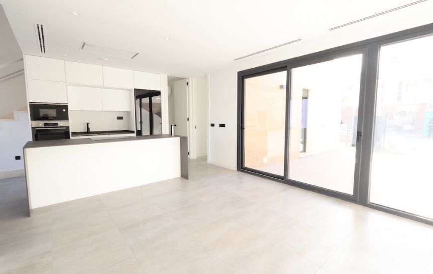 Sale - Villa - Los Alcázares