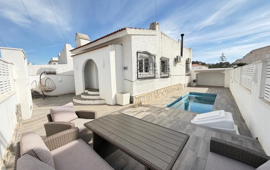 Sale - Villa - Blue Lagoon