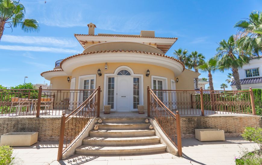 Sale - Villa - Ciudad Quesada