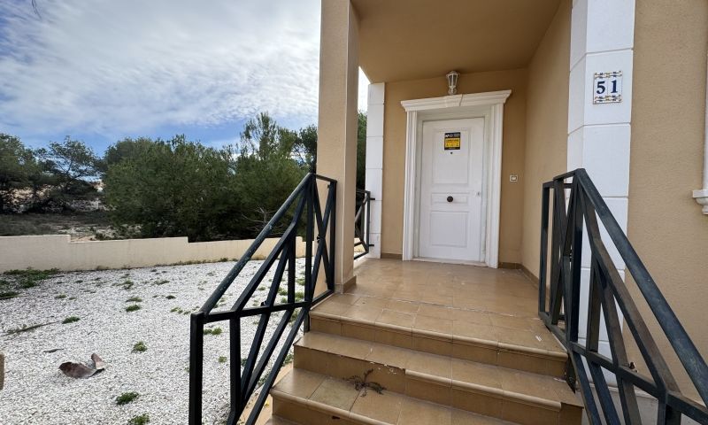 Venta - Villa - Orihuela
