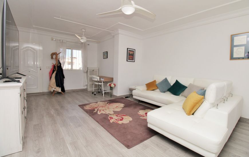 Sale - Apartments - Villamartin