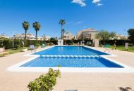 Sale - Link-Detached Villa - Torrevieja