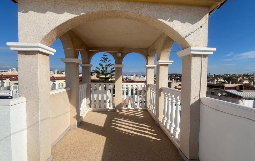 Venta - Villa - Algorfa