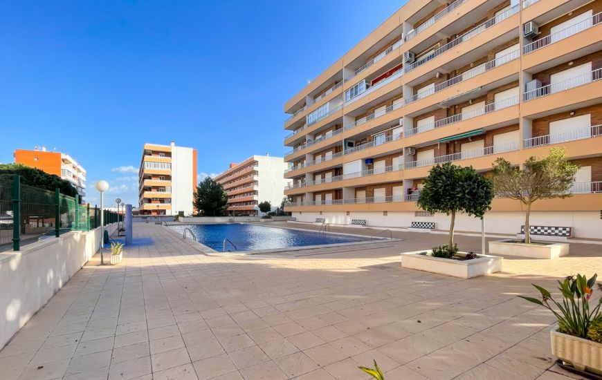 Sale - Apartments - Punta Prima