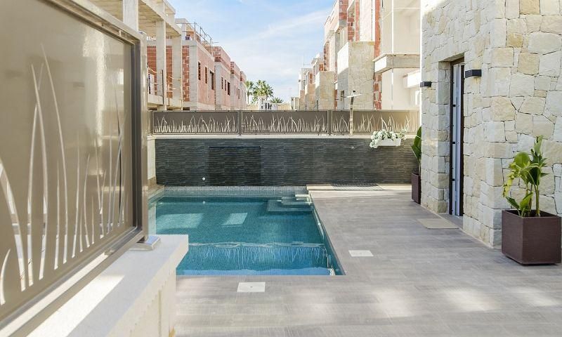 Nueva construcción  - Villa - Rojales