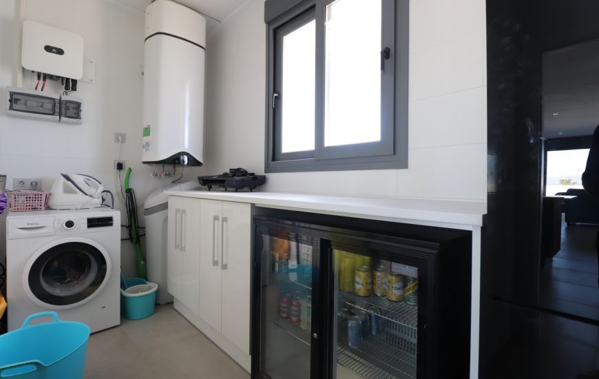 Sale - Villa - Benimar