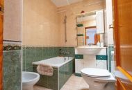 Sale - Adosado - Torrevieja