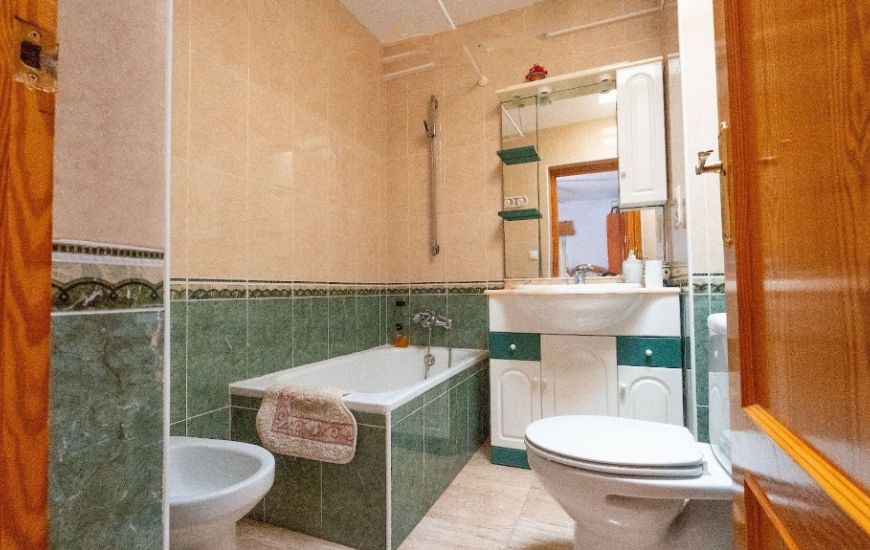 Sale - Adosado - Torrevieja