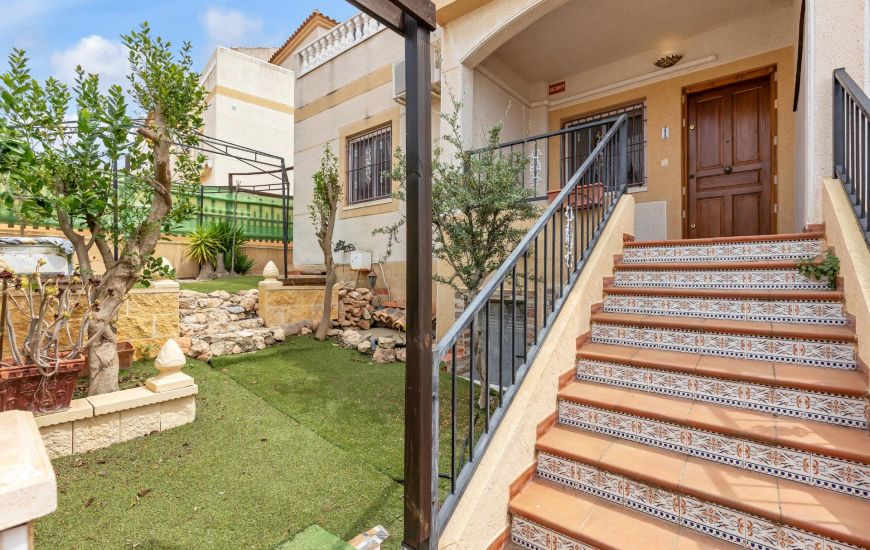 Sale - Bungalow - Orihuela Costa