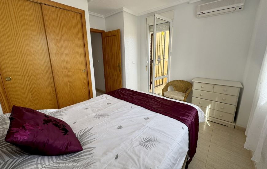 Sale - Half Vrijstaand Huis - Ciudad Quesada