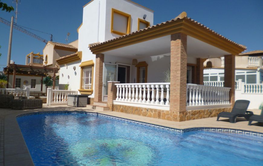 Sale - Villa - Pilar de la Horadada