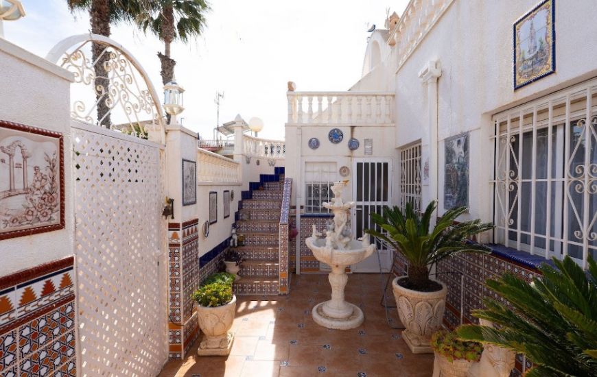 Sale - Adosado - Torrevieja