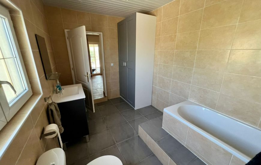 Sale - Villa with annex - Dolores